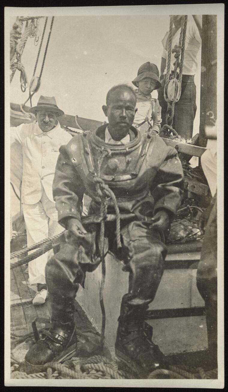 [Thursday Island pearl diver in his diving gear]