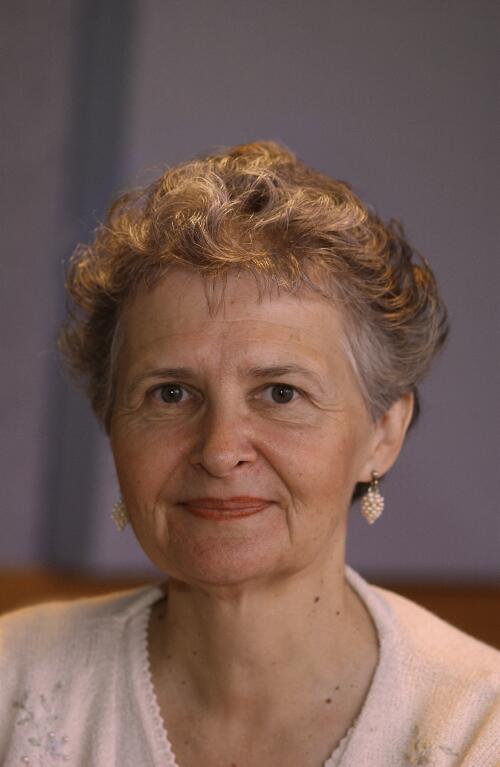 [Portrait of Wanda Horky taken during an oral history interview at the National Library of Australia, 2004] [picture] / Loui Seselja