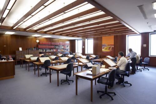 Interior view of the Manuscripts Reading Room of the National Library of Australia, Canberra, February 2008, 1 [picture] / Craig Mackenzie