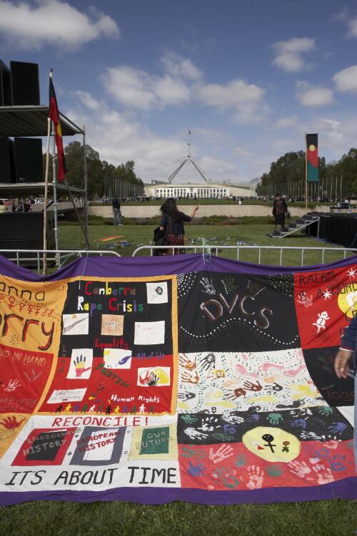 Banner displayed for the Apology to the Stolen Generations of Australia, Canberra, 13 February 2008 [picture] / Damian McDonald