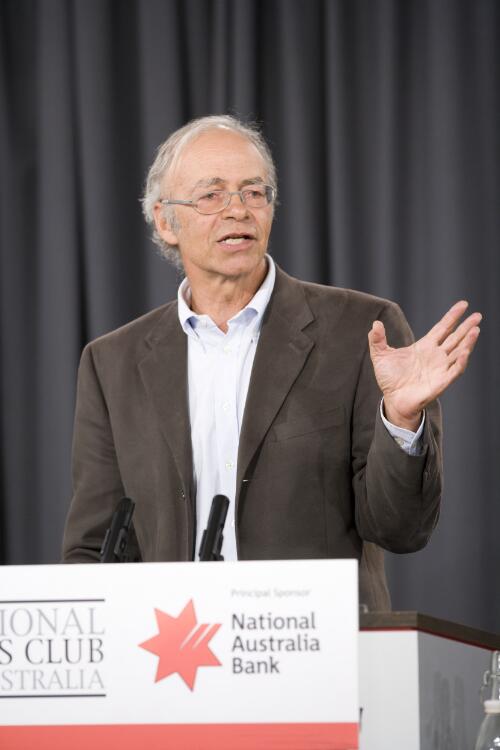 Humanitarian author Professor Peter Singer at the National Press Club, Canberra, 11 February 2009 [picture] / Craig Mackenzie