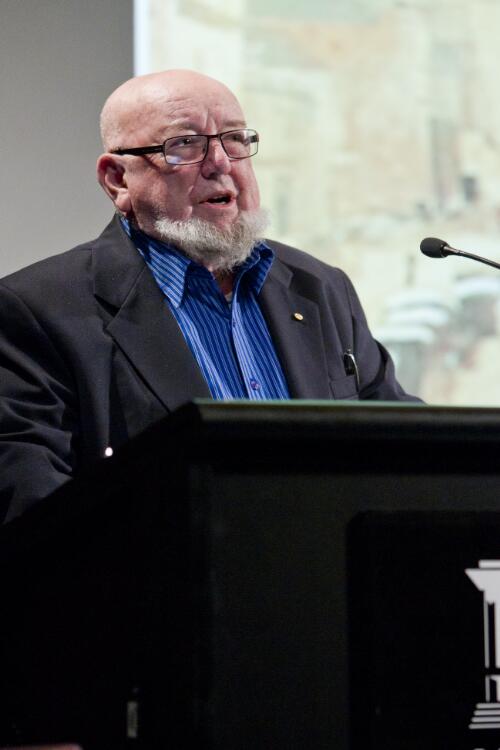 Book talk with Thomas Keneally at the National Library of Australia, Canberra, 1 December 2011 / Jennifer Green