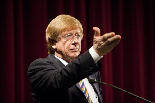 Kerry O'Brien delivers the Kenneth Myer Lecture at the National Library of Australia 31 July 2012, 1 / Sam Cooper