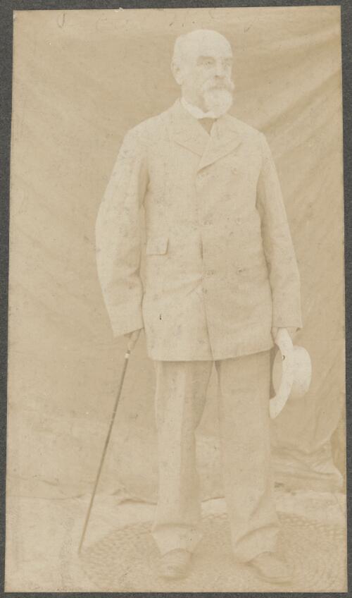 Portrait of R.W. Jesper, Seattle, Washington, 1901
