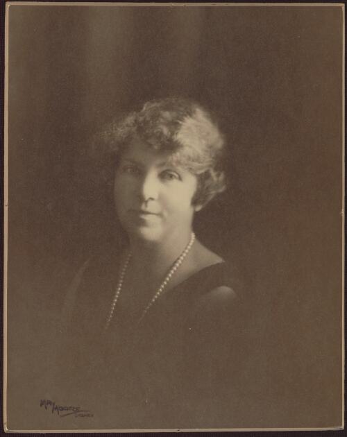 Portrait of Ethel Turner [picture] / May Moore