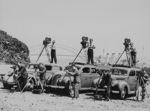 Movietone news field staff Sydney, 1938 [picture]