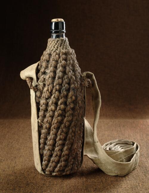 Waterbottle used by Captain Charles Sturt [realia]