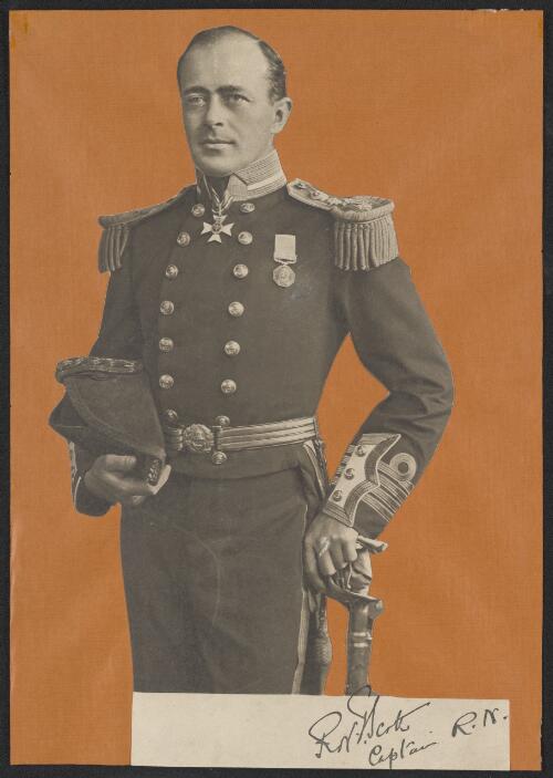 [Portrait of Captain Robert Scott] [picture]