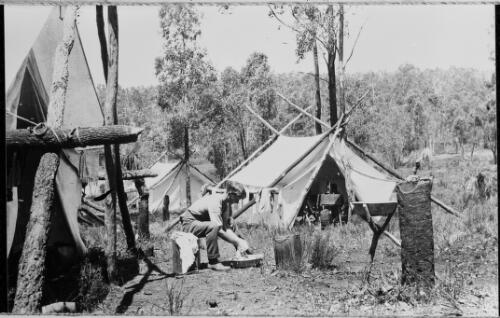Dick Perry's camp at Mundaring Weir, Perth Region, Western Australia, 1921 [picture]