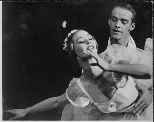 Janet Karin and Caj Selling in Les Sylphides pas de deux, the Australian Ballet, Brisbane 1963 [picture] / Derek S. Duparcq