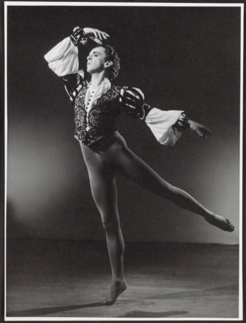 Portrait of Robert Helpmann as Albrecht in Giselle, 1948 [picture] / Baron
