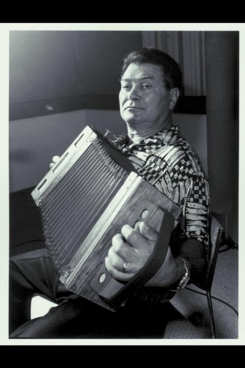 Portrait of Peter Delfino during an Oral History recording at the National Library of Australia, 1999 [picture] / Henk Brusse