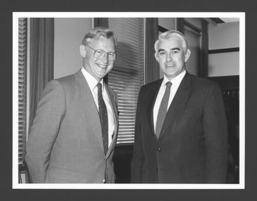 [Portrait of the visiting European Economic Commissioner for Agriculture, Frans Andriessen with John Kerin in 1985] [picture] / [Australian Information Service]