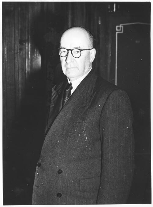 [Portrait of William Patrick Ashley, 1949] [picture] / [Australian News and Information Bureau]