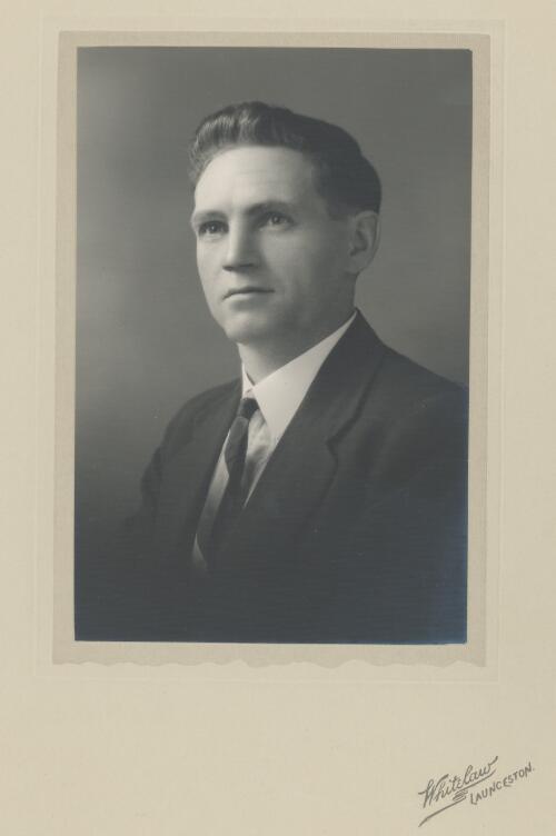 Portrait of W. E. Aylett, senator elect, Tasmania, 1938 [picture] / Whitelaw