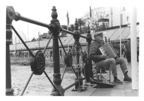 Buskers (musicians) at Circular Quay, Sydney, September 1997 (1) [picture] / Suzon Fuks