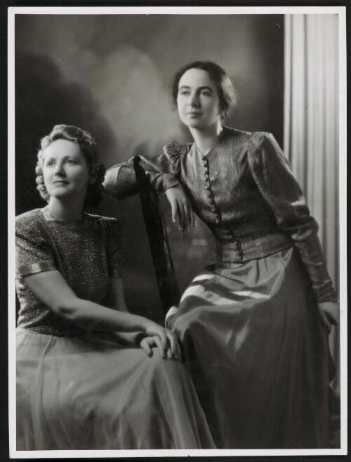 Two pianists, Hilda Woolmer and Ella Robinson [picture] / Dorothy Coleman Studios