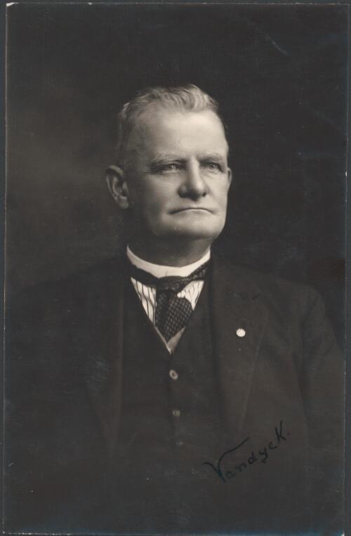 [Portrait of Senator John Barnes] [picture]/ Vandyck