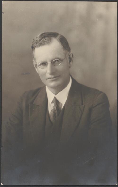 Portrait of John Curtin [picture] / F. R. Peterson