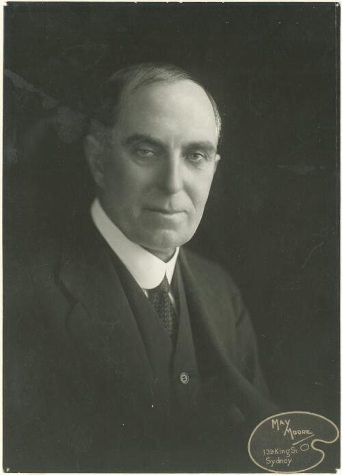 [Portrait of  Senator Herbert Edward Pratten] [picture] / May Moore