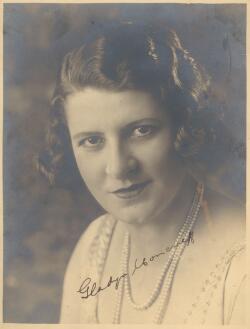 Portrait of Gladys Moncrieff, ca. 1925 [picture]