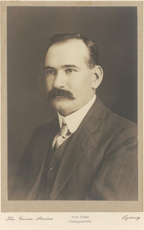 Portrait of Charles Edward Frazer, M.H.R. for Kalgoorlie, 1903-13 [picture] / The Crown Studios