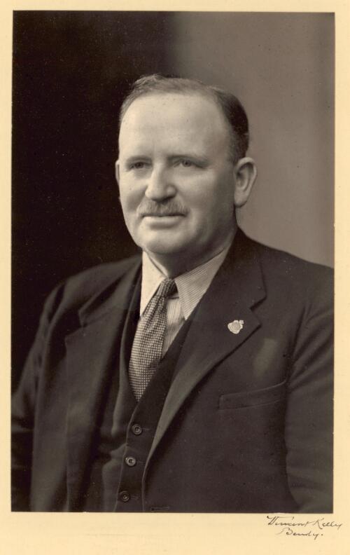 Portrait of Brigadier George James Rankin, M.H.R., Bendigo, 1938 [picture] / Vincent Kelly