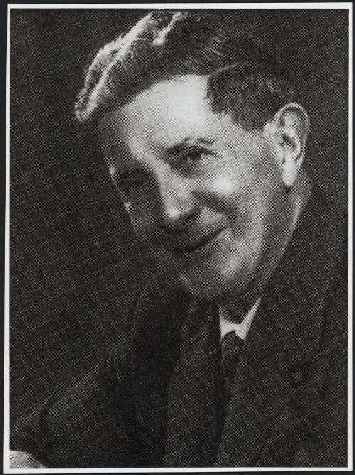 Portrait of Arthur Upfield [picture] / Australian News and Information Bureau