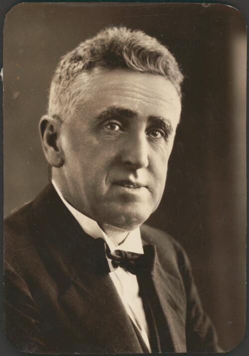Portrait of Dr. D. Cameron, Senate, Vic., 1938 [picture] / [Alice Mills]