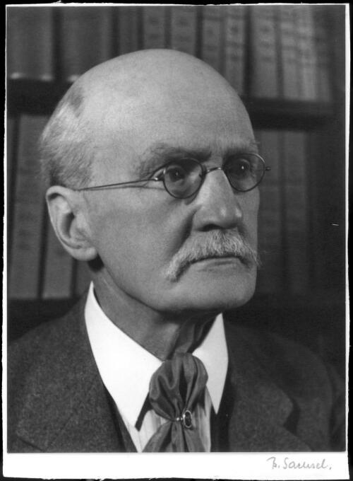 Portrait of Professor Gilbert Murray [picture] / Bertl Sachsel