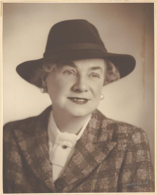 Portrait of Elsie Rose Hughes Wilson [picture] / Austin Murcott