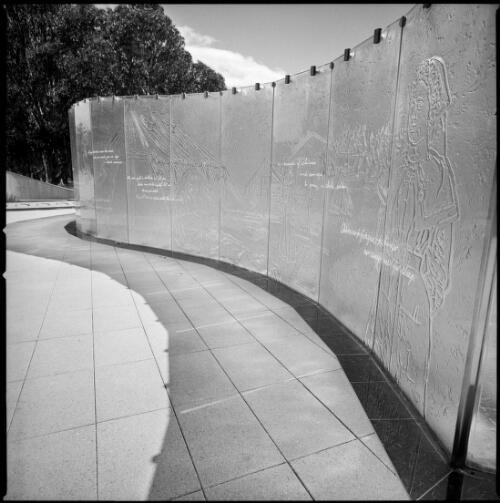 Australian Service Nurses National Memorial, Anzac Parade, Canberra, 2002, [1] [picture] / Damian McDonald