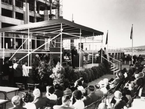 Sir Robert Menzies speaking at foundation stone ceremony, 31 st March, 1966 at the National Library, Canberra [picture]