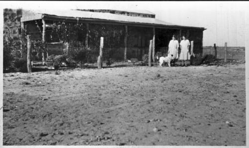 First nursing home (Old Pise Pub), Birdsville [picture] : part of scenes of Birdsville and Innamincka / [John Flynn?]