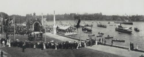 Landing of Governor-General, Farm Cove, Commonwealth celebrations, [1901] [picture]