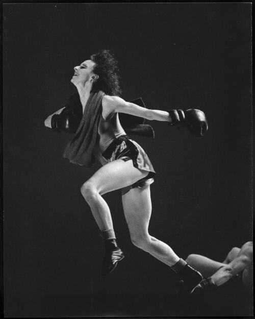 Janet Vernon in Black and blue, Sydney Dance Company, 4 x 4 program, 1988 [picture] / Ross Gould