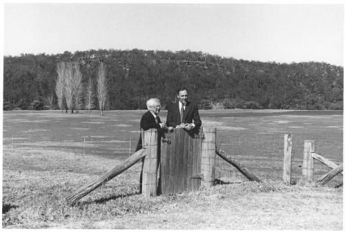 Prime Minister Paul Keating and Arthur Boyd, Australian of the Year 1995, Bundanon, New South Wales, 1995, [3] [picture] / Michael Jensen