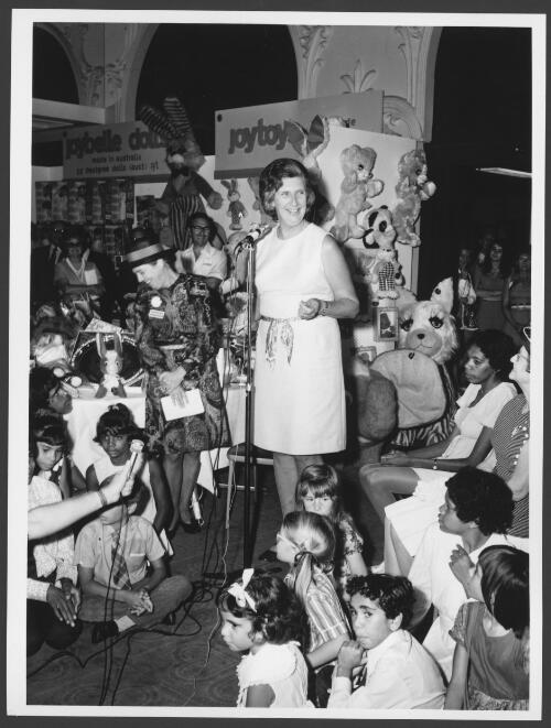 Mrs Margaret Whitlam, wife of the Prime Minister of Australia, opens of the annual toy fair in Sydney in mid-March 1973 [picture] / Australian Information Service photograph by A. Osolins