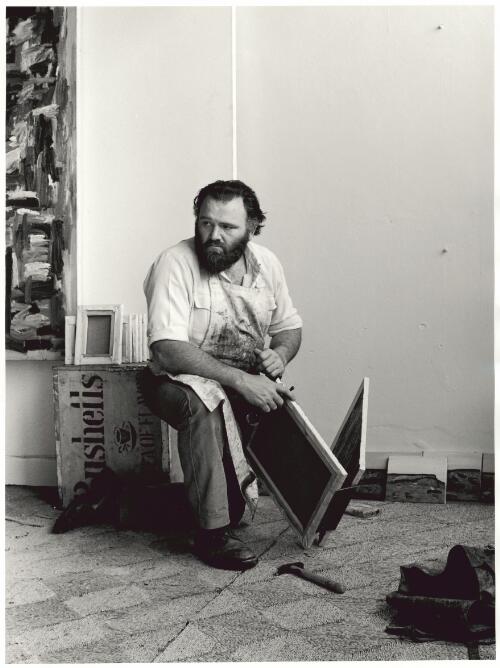 Portrait of Jeff Makin in his studio, Victoria, 1978 [picture] / Richard Beck