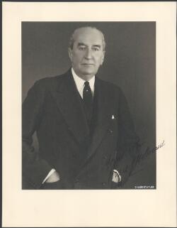 Stanley Melbourne Bruce, Prime Minister of Australia between 1923-1929 ...