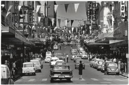 King Street in Sydney, bedecked with 1962 Christmas flags [picture] / Jeff Carter