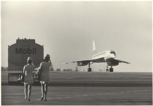 Arrival of Concorde in Darwin Airport, 1972 [picture] / Michael Jensen