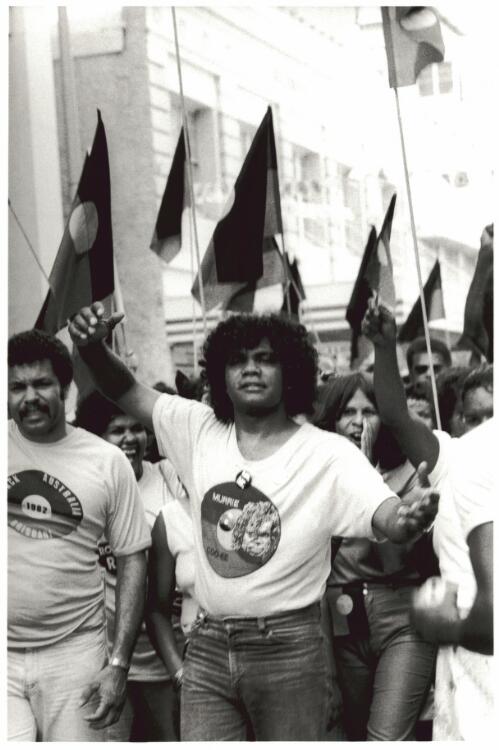 Lionel Fogarty, poet, activist, illegal march, National Land Rights Action, Brisbane, 1982 [picture] / Juno Gemes