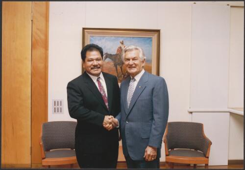 Visit of the Prime Minister of Tuvalu, The Honourable Bikenibeu Paeniu, with Prime Minister Bob Hawke at Parliament House, 1991 [picture] / Department of Foreign Affairs and Trade