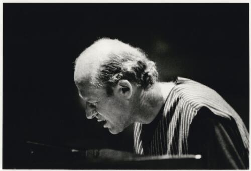 Portrait of pianist David Helfgott, New South Wales, 1997 [picture] / Bridget Elliot