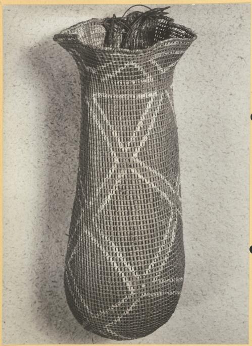 Basket of woven grass from the Northern Territory, 1946 [picture] / K. Dicker