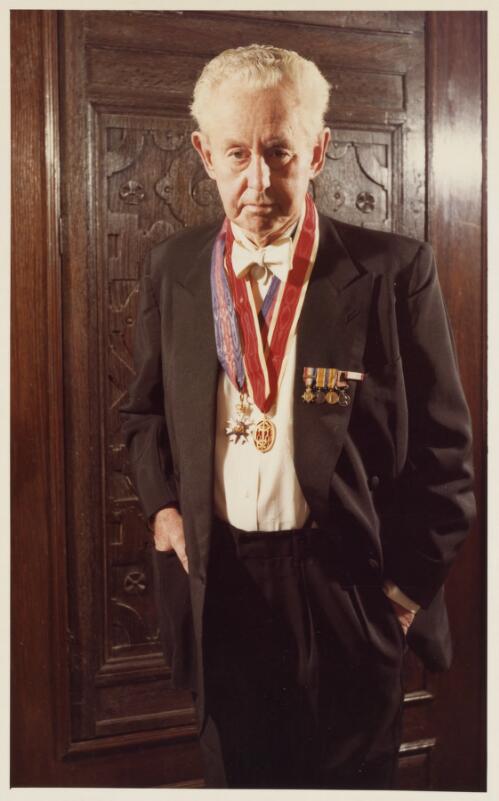 Portrait of Sir Rex Nan Kivell, ca. 1976 [picture]
