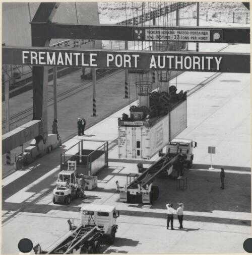 Containers being unloaded from the British ship Encounter Bay at the Port of Fremantle near Perth, October 1969 [picture]