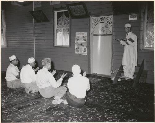 Muslims in a mosque in Brisbane, Queensland [picture]