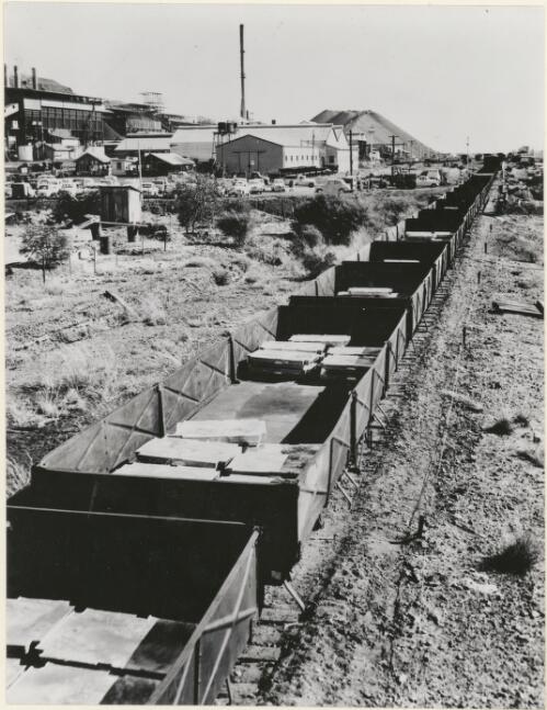 Lead shipment in Mount Isa, Queensland, 1961 [picture]